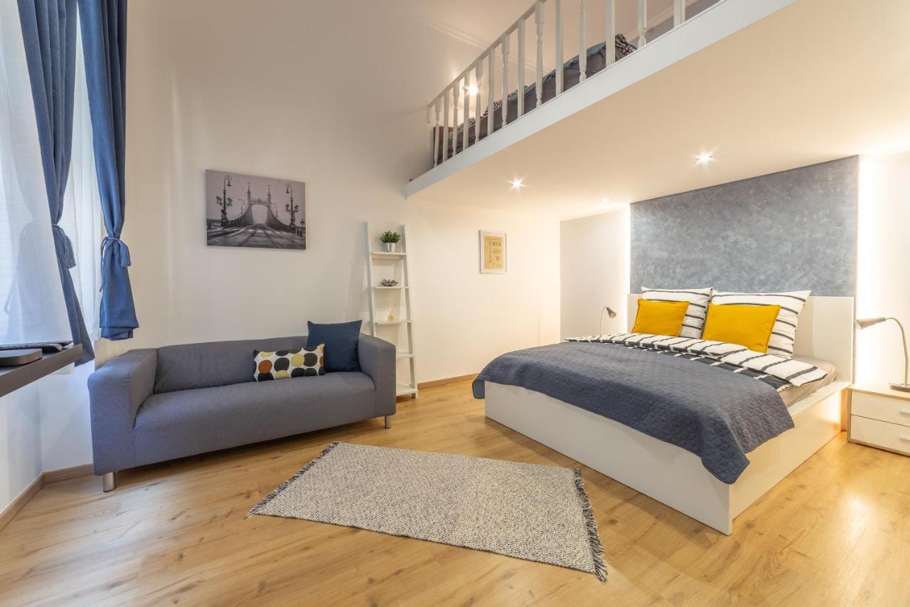 Lovely 1 Bedroom Flat With Central Location Budapest Eksteriør bilde